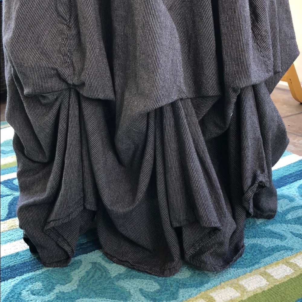 COOLEST TULIP SKIRT EVER - Picture 2 of 8
